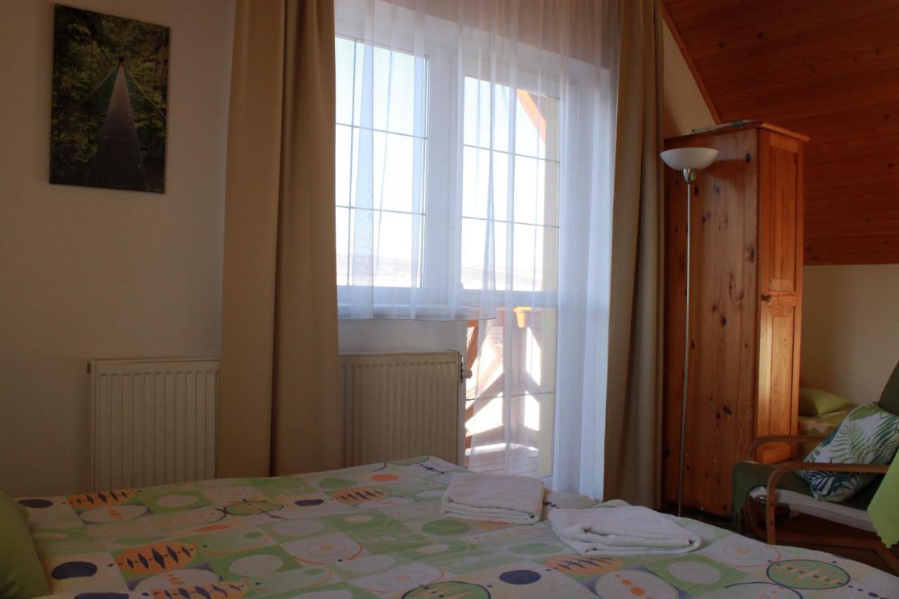 Zlty Dom Vrbov Apartment Luaran gambar